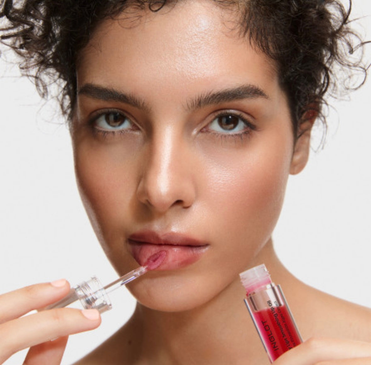 Inglot - Juicy Lips Smoothing Lip Oil 11 Wild Strawberry